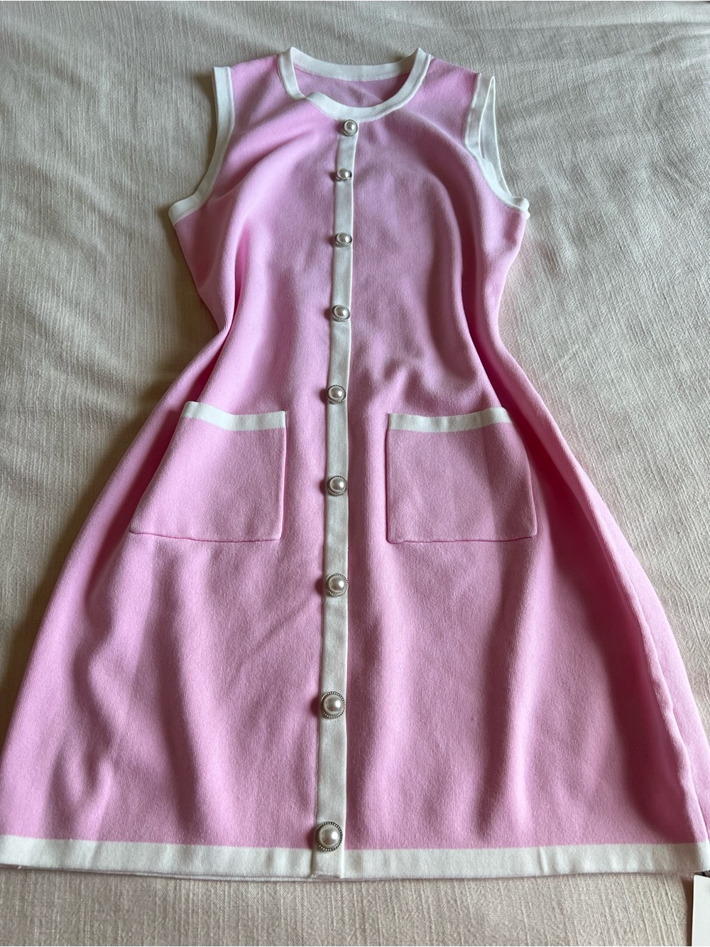 COMMENSE Pink & White Contrast Button Mini Dress - Picture 4 of 8